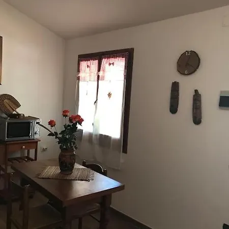 Holiday home Deliziosa Casetta *